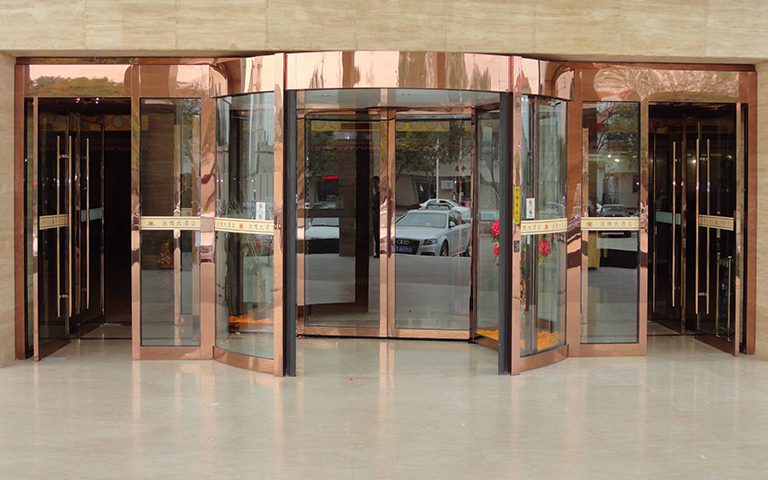 旋轉(zhuǎn)門(mén)