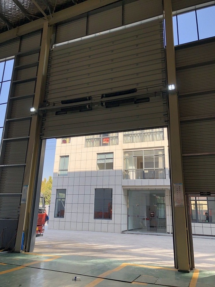 2020太鋼提升門安裝